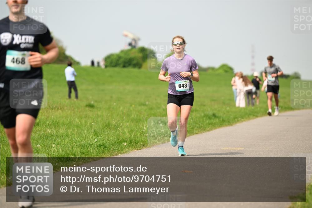 10.05.2026 - 8. Wedeler Halbmarathon Dr. Thomas Lammeyer http://msf.ph/oto/9704751 10.05.2026 11:52:35 Laufen 468, 643 meine-sportfotos.de