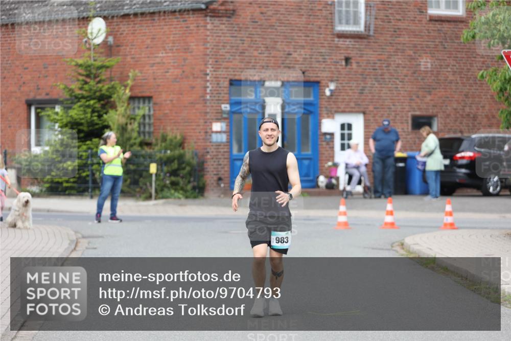 10.05.2026 - 8. Wedeler Halbmarathon Andreas Tolksdorf http://msf.ph/oto/9704793 10.05.2026 10:40:50 Laufen 983 meine-sportfotos.de