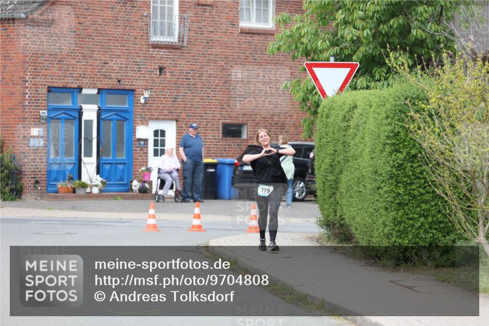 10.05.2026 - 8. Wedeler Halbmarathon Andreas Tolksdorf http://msf.ph/oto/9704808 10.05.2026 10:41:09 Laufen 779 meine-sportfotos.de