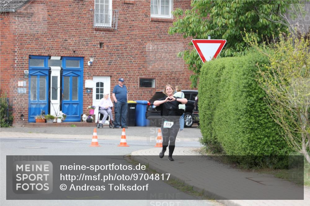 10.05.2026 - 8. Wedeler Halbmarathon Andreas Tolksdorf http://msf.ph/oto/9704817 10.05.2026 10:41:09 Laufen 779 meine-sportfotos.de
