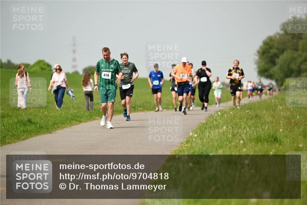 10.05.2026 - 8. Wedeler Halbmarathon Dr. Thomas Lammeyer http://msf.ph/oto/9704818 10.05.2026 11:52:45 Laufen 419, 269 meine-sportfotos.de