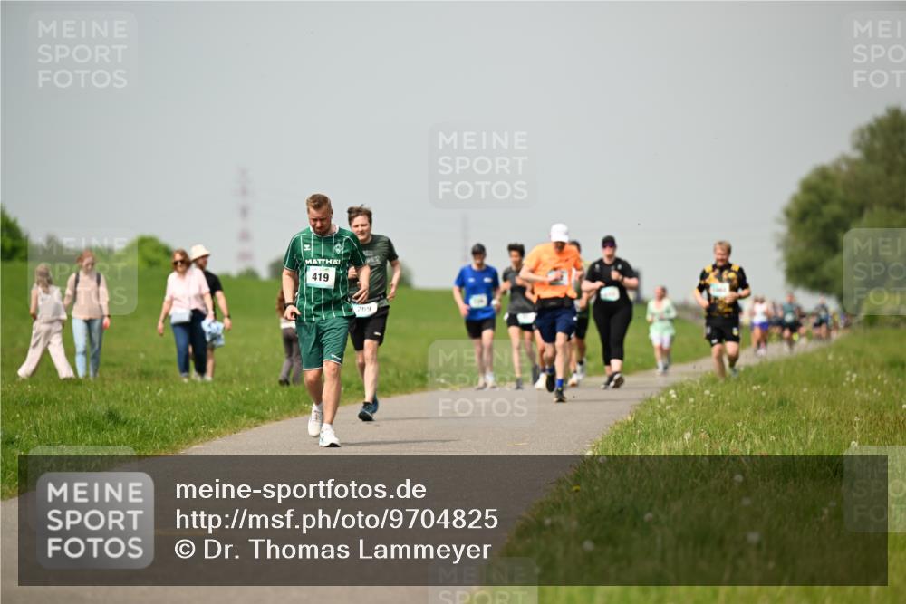 10.05.2026 - 8. Wedeler Halbmarathon Dr. Thomas Lammeyer http://msf.ph/oto/9704825 10.05.2026 11:52:46 Laufen 419, 269 meine-sportfotos.de