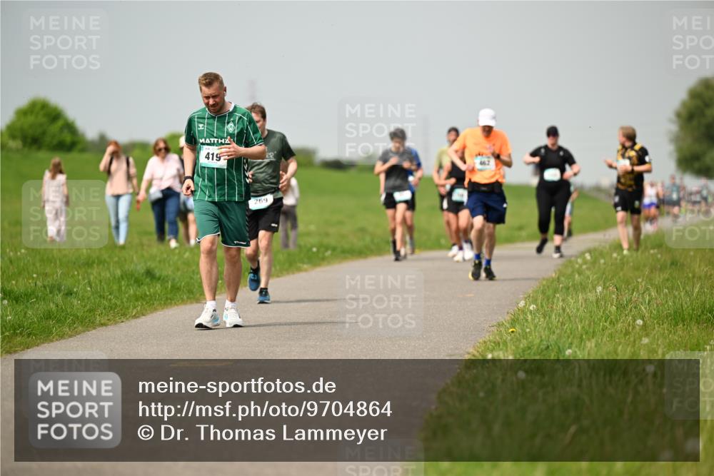 10.05.2026 - 8. Wedeler Halbmarathon Dr. Thomas Lammeyer http://msf.ph/oto/9704864 10.05.2026 11:52:49 Laufen 419, 269 meine-sportfotos.de