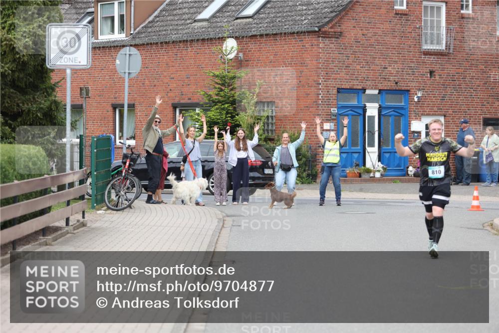 10.05.2026 - 8. Wedeler Halbmarathon Andreas Tolksdorf http://msf.ph/oto/9704877 10.05.2026 10:42:05 Laufen 30, 810 meine-sportfotos.de