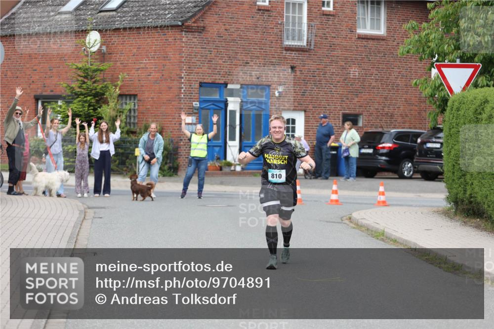 10.05.2026 - 8. Wedeler Halbmarathon Andreas Tolksdorf http://msf.ph/oto/9704891 10.05.2026 10:42:06 Laufen 810 meine-sportfotos.de