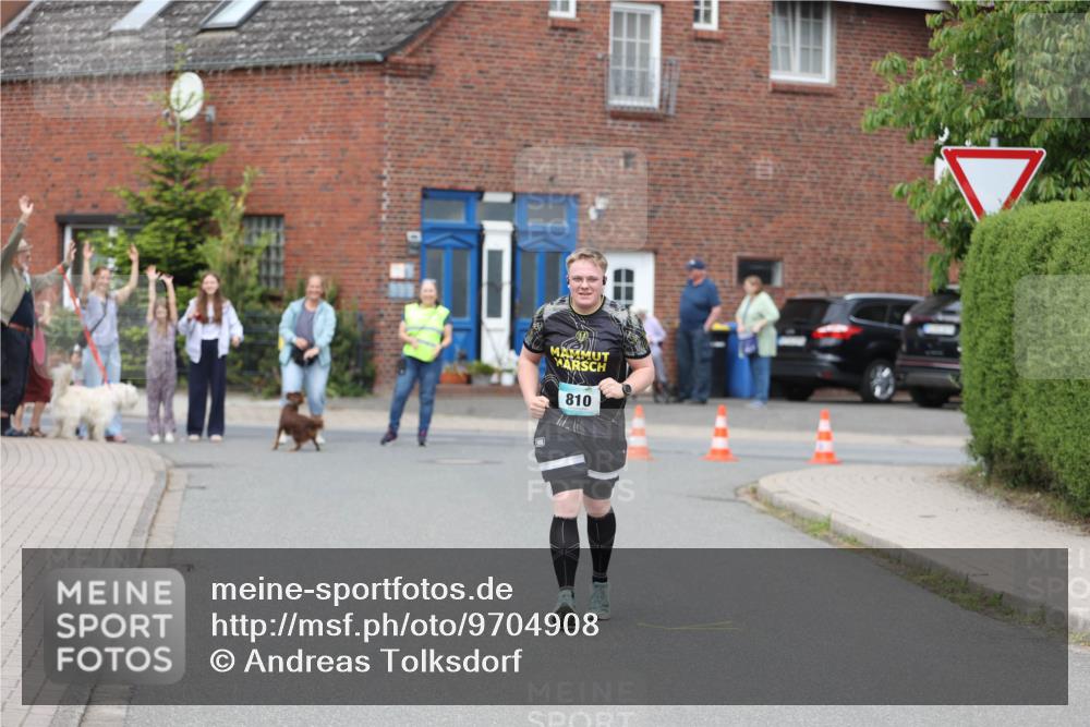 10.05.2026 - 8. Wedeler Halbmarathon Andreas Tolksdorf http://msf.ph/oto/9704908 10.05.2026 10:42:07 Laufen 810 meine-sportfotos.de