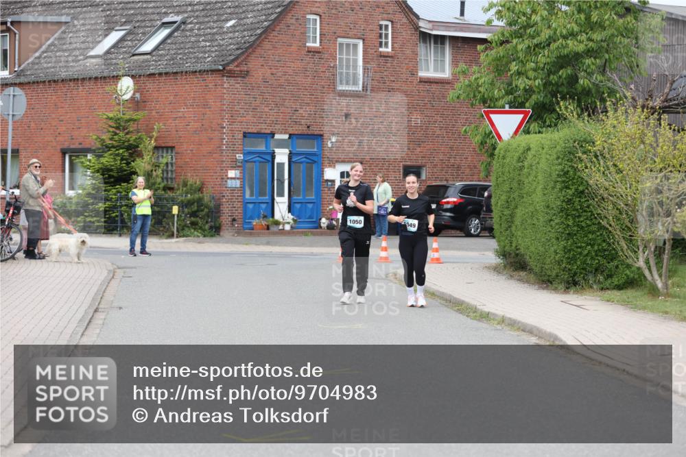 10.05.2026 - 8. Wedeler Halbmarathon Andreas Tolksdorf http://msf.ph/oto/9704983 10.05.2026 10:44:21 Laufen 1050, 049 meine-sportfotos.de