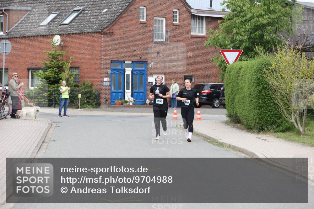 10.05.2026 - 8. Wedeler Halbmarathon Andreas Tolksdorf http://msf.ph/oto/9704988 10.05.2026 10:44:22 Laufen 1050, 049 meine-sportfotos.de