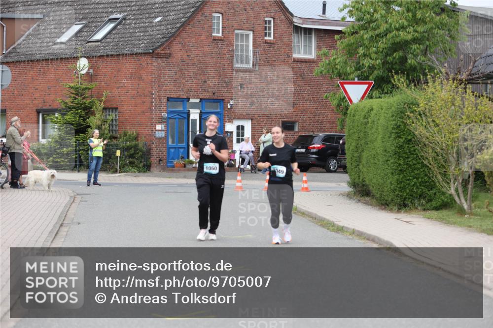 10.05.2026 - 8. Wedeler Halbmarathon Andreas Tolksdorf http://msf.ph/oto/9705007 10.05.2026 10:44:24 Laufen 1050, 049 meine-sportfotos.de