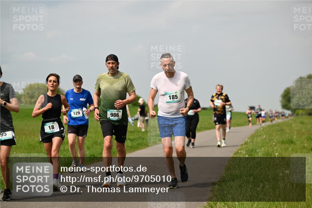 10.05.2026 - 8. Wedeler Halbmarathon Dr. Thomas Lammeyer http://msf.ph/oto/9705010 10.05.2026 11:53:03 Laufen 129, 986, 185 meine-sportfotos.de