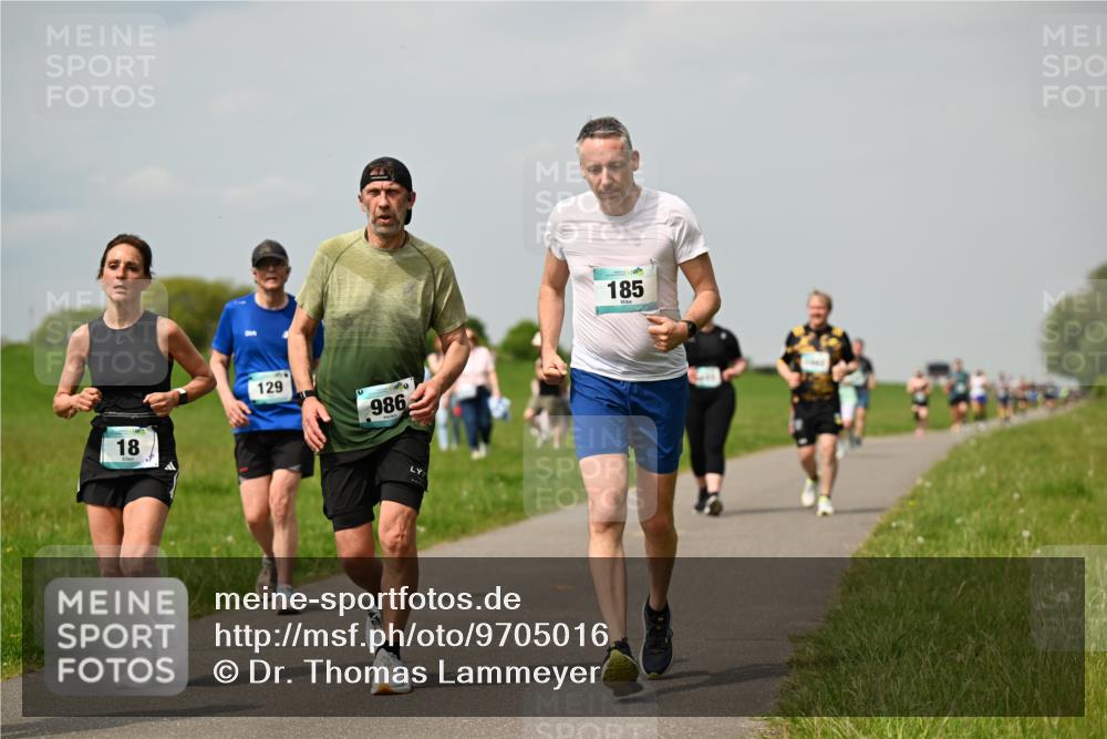 10.05.2026 - 8. Wedeler Halbmarathon Dr. Thomas Lammeyer http://msf.ph/oto/9705016 10.05.2026 11:53:04 Laufen 129, 986, 185 meine-sportfotos.de