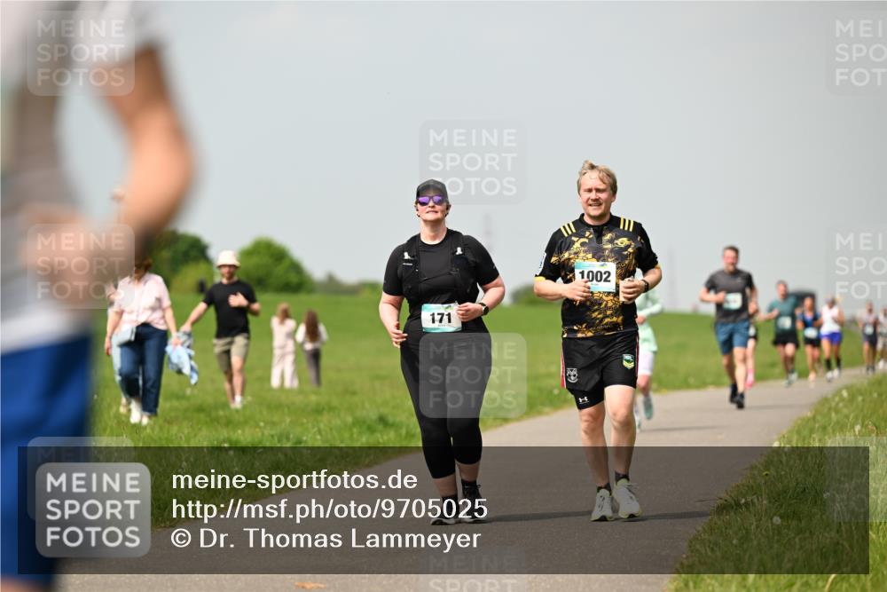 10.05.2026 - 8. Wedeler Halbmarathon Dr. Thomas Lammeyer http://msf.ph/oto/9705025 10.05.2026 11:53:06 Laufen 171, 1002 meine-sportfotos.de