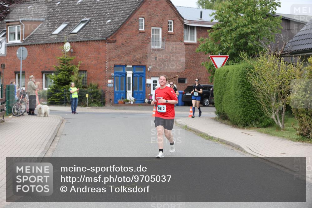 10.05.2026 - 8. Wedeler Halbmarathon Andreas Tolksdorf http://msf.ph/oto/9705037 10.05.2026 10:44:39 Laufen 1012 meine-sportfotos.de