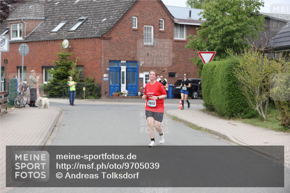 10.05.2026 - 8. Wedeler Halbmarathon Andreas Tolksdorf http://msf.ph/oto/9705039 10.05.2026 10:44:39 Laufen 1012 meine-sportfotos.de