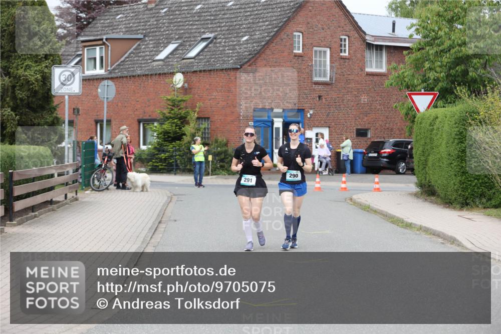 10.05.2026 - 8. Wedeler Halbmarathon Andreas Tolksdorf http://msf.ph/oto/9705075 10.05.2026 10:44:46 Laufen 291, 290 meine-sportfotos.de