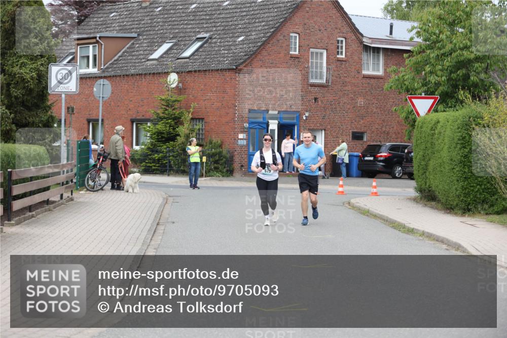 10.05.2026 - 8. Wedeler Halbmarathon Andreas Tolksdorf http://msf.ph/oto/9705093 10.05.2026 10:45:05 Laufen  meine-sportfotos.de