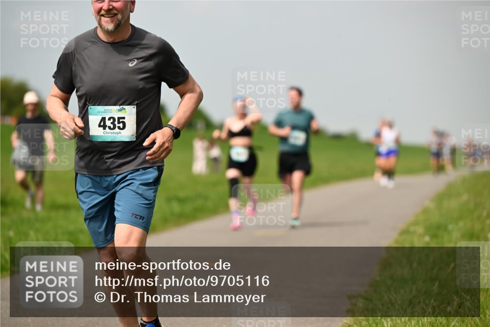 10.05.2026 - 8. Wedeler Halbmarathon Dr. Thomas Lammeyer http://msf.ph/oto/9705116 10.05.2026 11:53:19 Laufen 435 meine-sportfotos.de