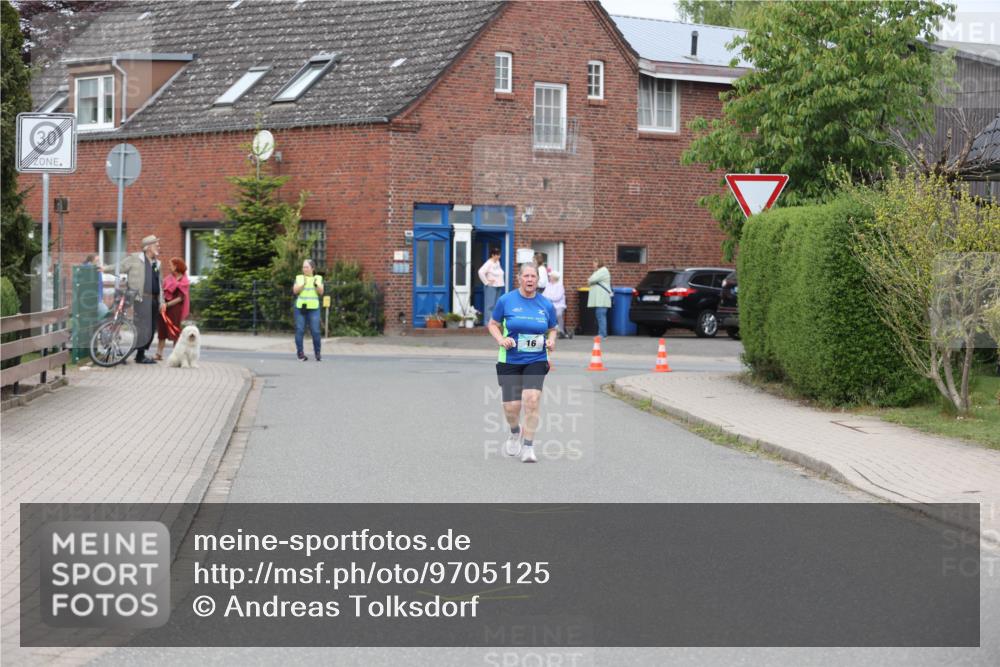 10.05.2026 - 8. Wedeler Halbmarathon Andreas Tolksdorf http://msf.ph/oto/9705125 10.05.2026 10:45:36 Laufen 3, 16 meine-sportfotos.de