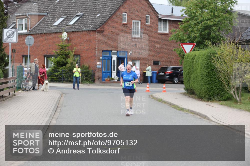 10.05.2026 - 8. Wedeler Halbmarathon Andreas Tolksdorf http://msf.ph/oto/9705132 10.05.2026 10:45:37 Laufen 3 meine-sportfotos.de