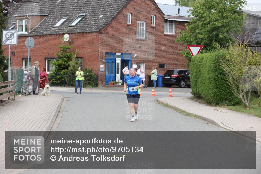 10.05.2026 - 8. Wedeler Halbmarathon Andreas Tolksdorf http://msf.ph/oto/9705134 10.05.2026 10:45:37 Laufen 30, 16 meine-sportfotos.de