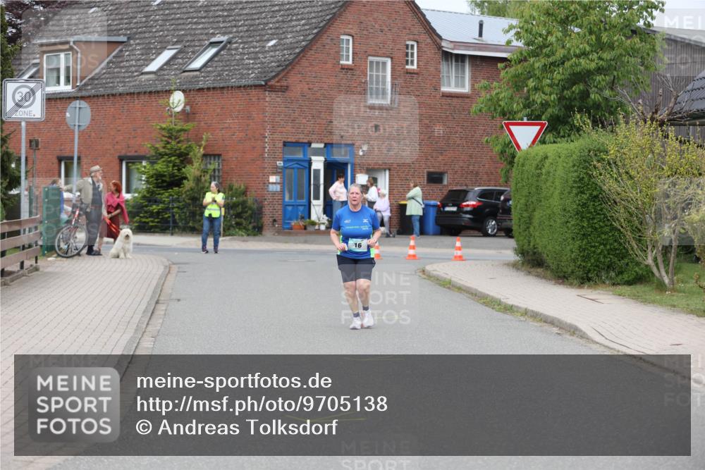 10.05.2026 - 8. Wedeler Halbmarathon Andreas Tolksdorf http://msf.ph/oto/9705138 10.05.2026 10:45:37 Laufen 3, 16 meine-sportfotos.de