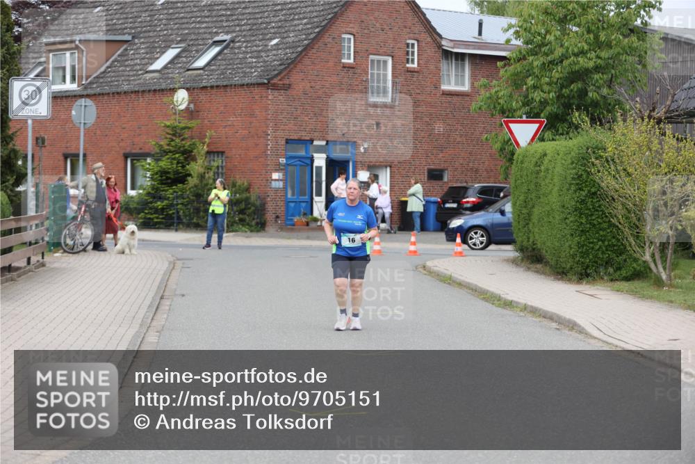 10.05.2026 - 8. Wedeler Halbmarathon Andreas Tolksdorf http://msf.ph/oto/9705151 10.05.2026 10:45:37 Laufen 16 meine-sportfotos.de