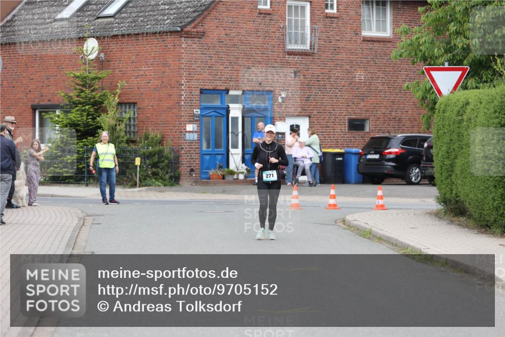 10.05.2026 - 8. Wedeler Halbmarathon Andreas Tolksdorf http://msf.ph/oto/9705152 10.05.2026 10:47:17 Laufen 271 meine-sportfotos.de