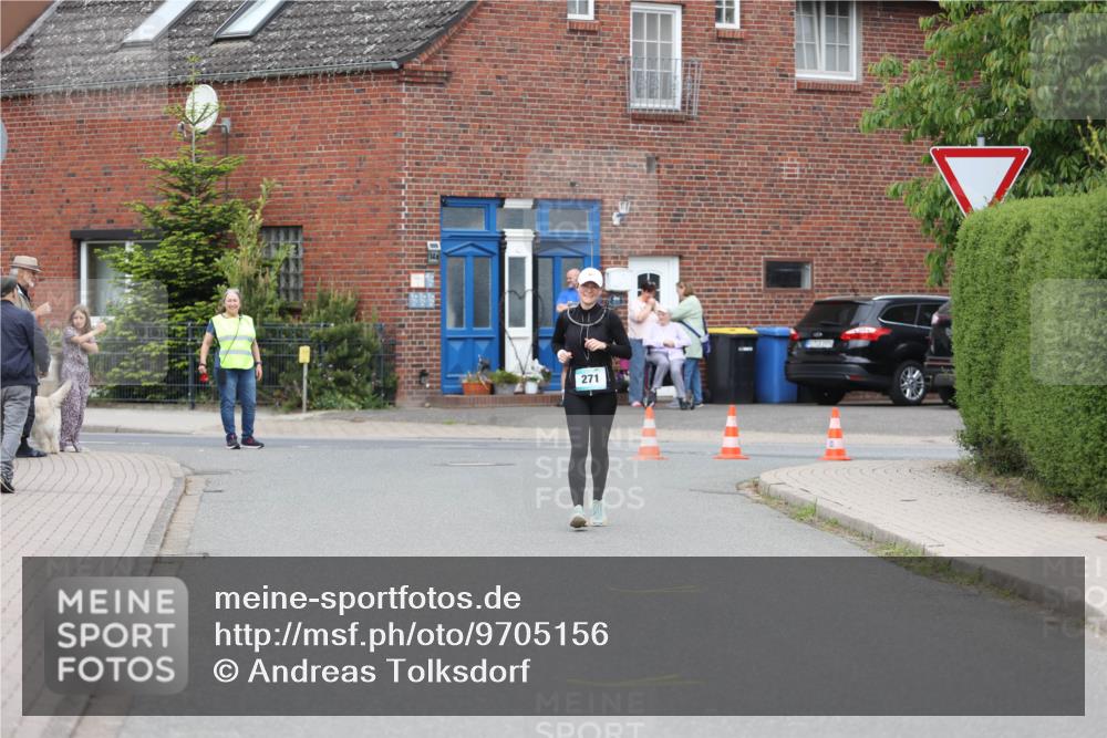 10.05.2026 - 8. Wedeler Halbmarathon Andreas Tolksdorf http://msf.ph/oto/9705156 10.05.2026 10:47:17 Laufen 271 meine-sportfotos.de