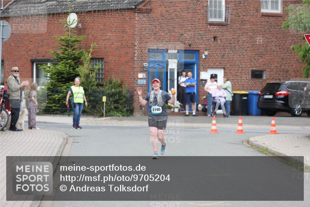 10.05.2026 - 8. Wedeler Halbmarathon Andreas Tolksdorf http://msf.ph/oto/9705204 10.05.2026 10:48:00 Laufen 2100 meine-sportfotos.de