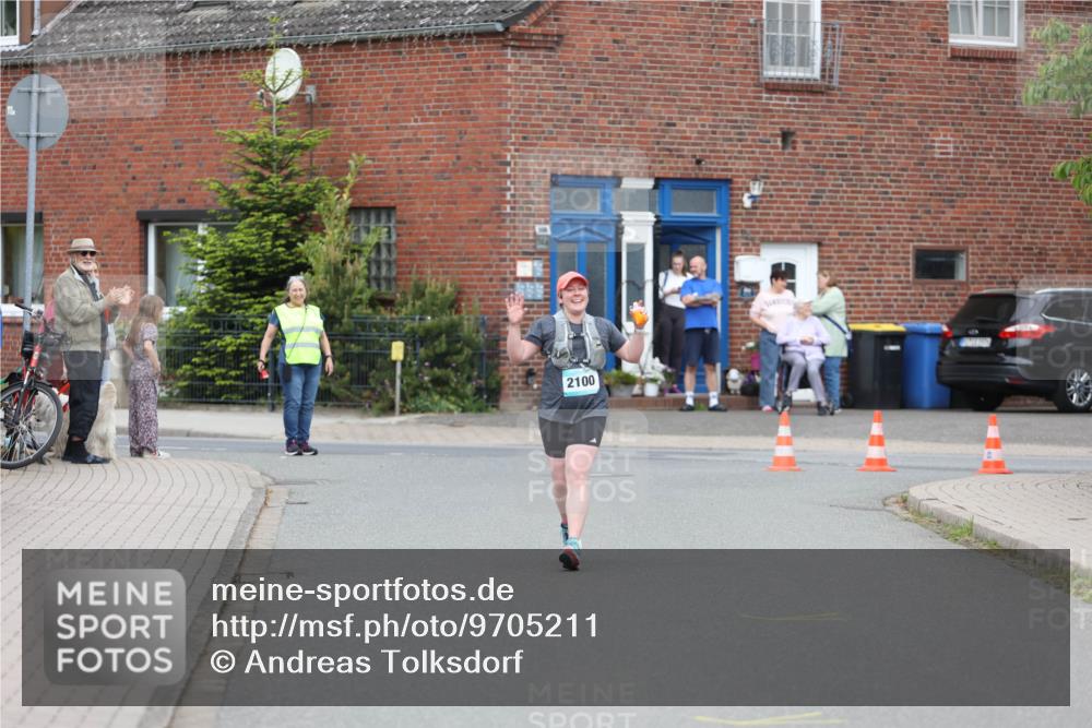 10.05.2026 - 8. Wedeler Halbmarathon Andreas Tolksdorf http://msf.ph/oto/9705211 10.05.2026 10:48:00 Laufen 2100 meine-sportfotos.de