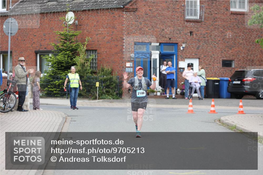 10.05.2026 - 8. Wedeler Halbmarathon Andreas Tolksdorf http://msf.ph/oto/9705213 10.05.2026 10:48:00 Laufen 2100 meine-sportfotos.de
