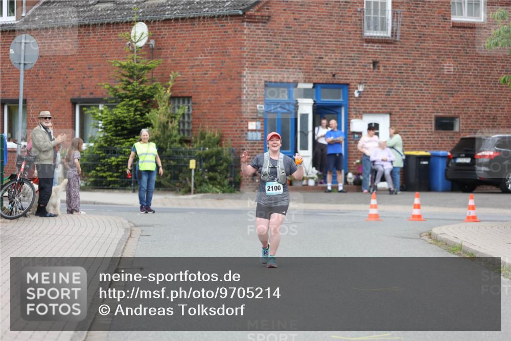 10.05.2026 - 8. Wedeler Halbmarathon Andreas Tolksdorf http://msf.ph/oto/9705214 10.05.2026 10:48:00 Laufen 2100 meine-sportfotos.de