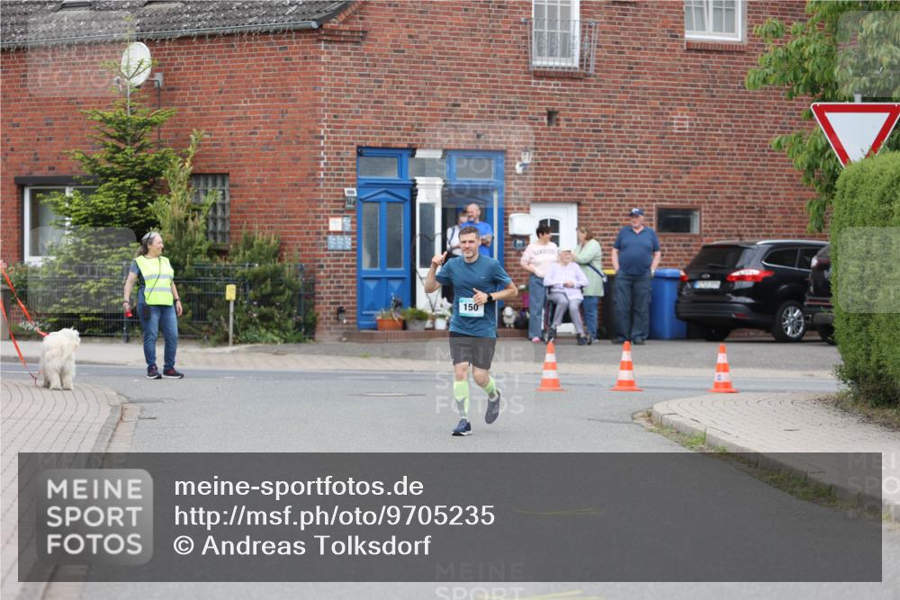 10.05.2026 - 8. Wedeler Halbmarathon Andreas Tolksdorf http://msf.ph/oto/9705235 10.05.2026 10:48:47 Laufen 150 meine-sportfotos.de