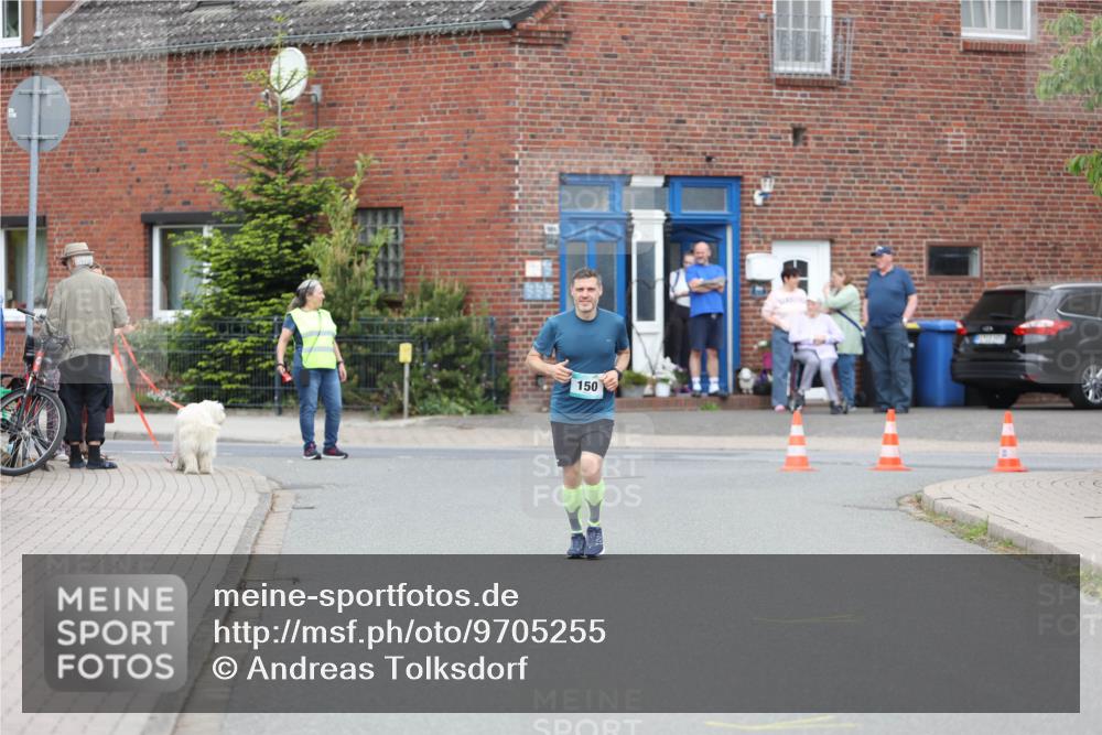 10.05.2026 - 8. Wedeler Halbmarathon Andreas Tolksdorf http://msf.ph/oto/9705255 10.05.2026 10:48:48 Laufen 150 meine-sportfotos.de