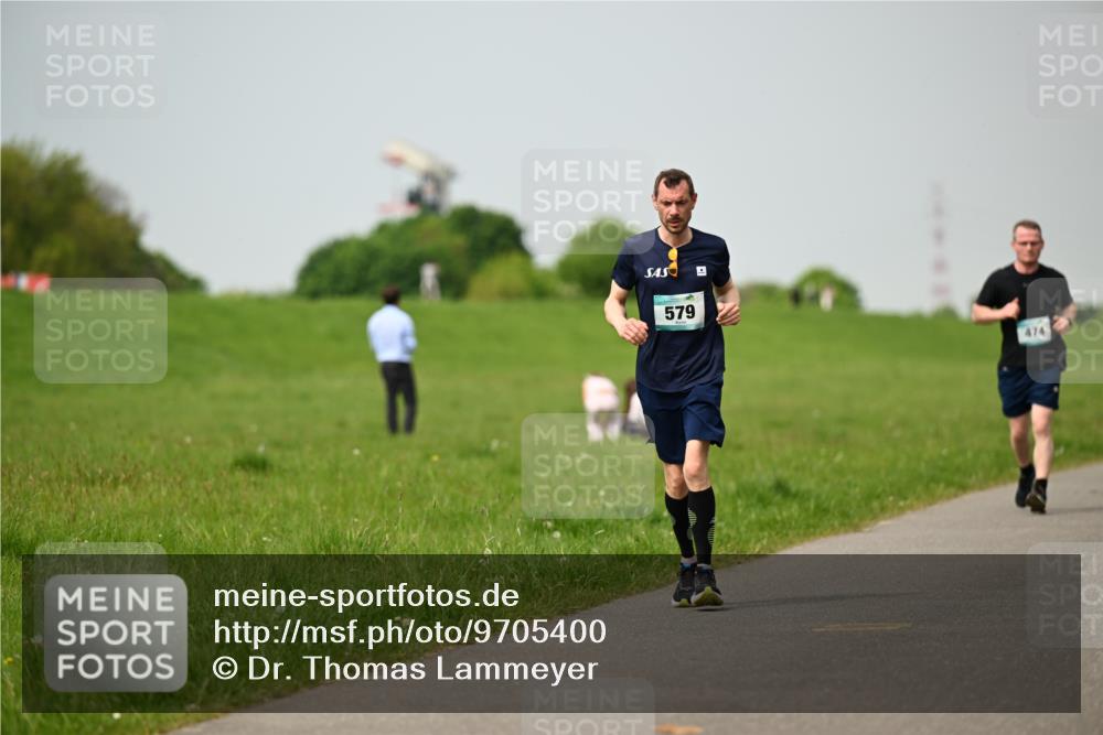 10.05.2026 - 8. Wedeler Halbmarathon Dr. Thomas Lammeyer http://msf.ph/oto/9705400 10.05.2026 11:53:56 Laufen 579, 474 meine-sportfotos.de