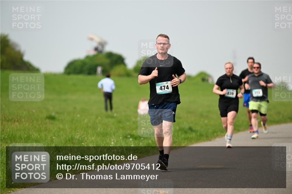 10.05.2026 - 8. Wedeler Halbmarathon Dr. Thomas Lammeyer http://msf.ph/oto/9705412 10.05.2026 11:54:02 Laufen 474, 1839 meine-sportfotos.de
