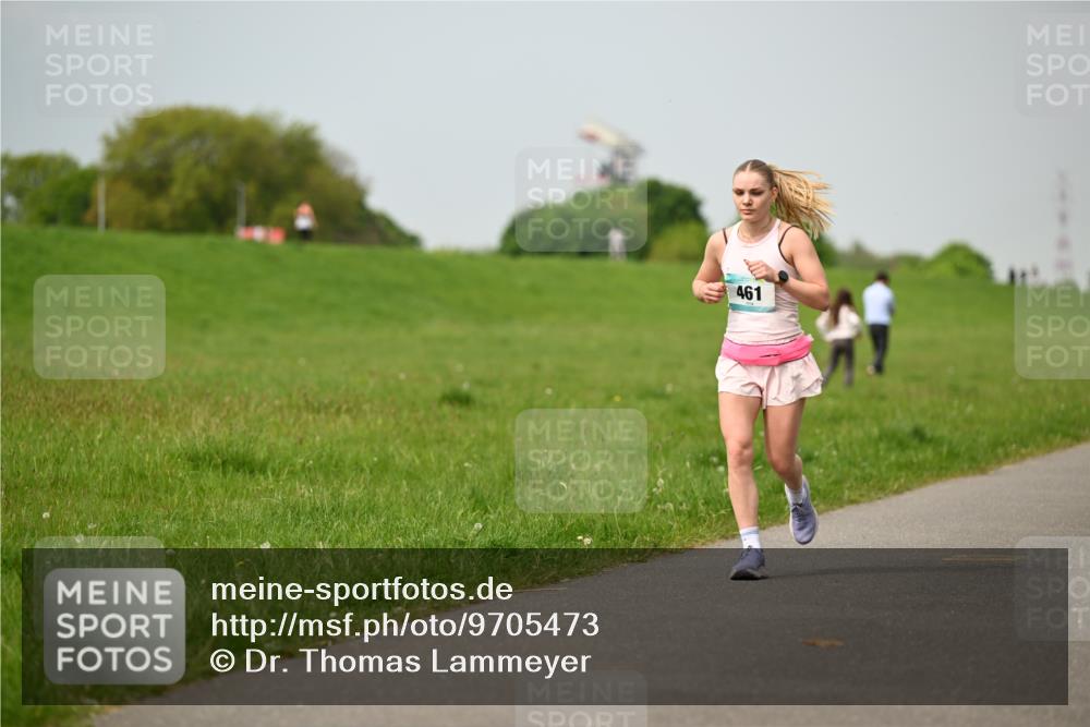 10.05.2026 - 8. Wedeler Halbmarathon Dr. Thomas Lammeyer http://msf.ph/oto/9705473 10.05.2026 11:54:18 Laufen 461 meine-sportfotos.de