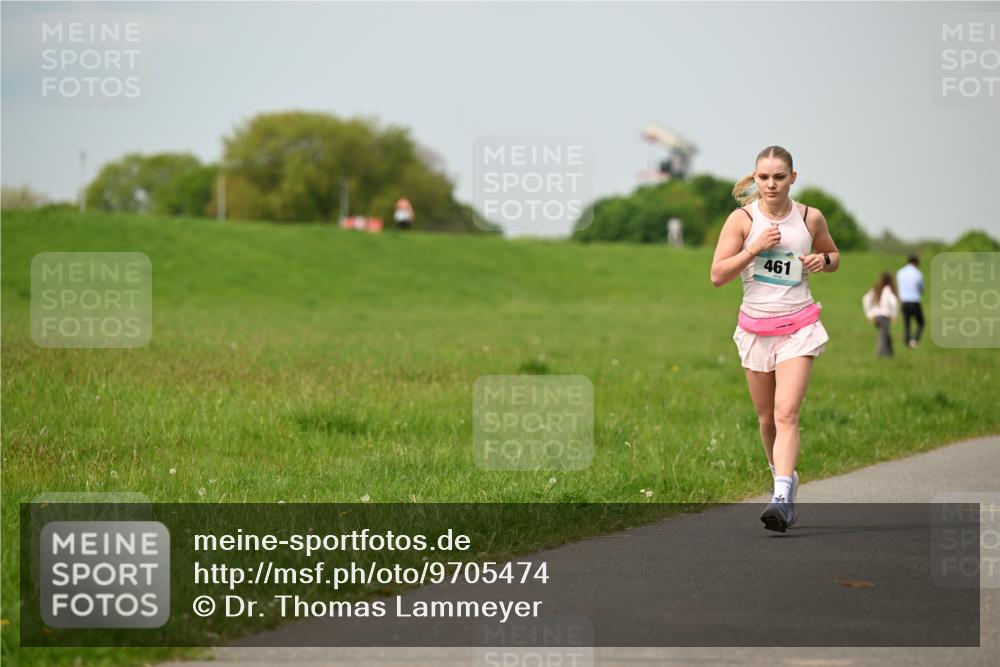 10.05.2026 - 8. Wedeler Halbmarathon Dr. Thomas Lammeyer http://msf.ph/oto/9705474 10.05.2026 11:54:18 Laufen 461 meine-sportfotos.de
