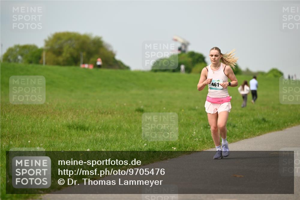 10.05.2026 - 8. Wedeler Halbmarathon Dr. Thomas Lammeyer http://msf.ph/oto/9705476 10.05.2026 11:54:18 Laufen 461 meine-sportfotos.de
