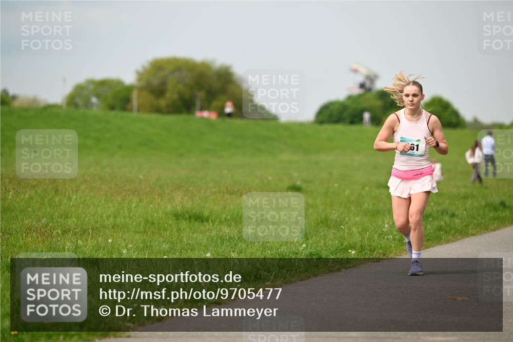 10.05.2026 - 8. Wedeler Halbmarathon Dr. Thomas Lammeyer http://msf.ph/oto/9705477 10.05.2026 11:54:18 Laufen  meine-sportfotos.de