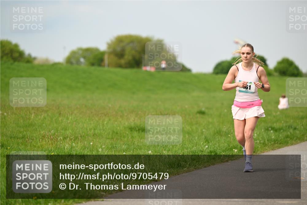10.05.2026 - 8. Wedeler Halbmarathon Dr. Thomas Lammeyer http://msf.ph/oto/9705479 10.05.2026 11:54:19 Laufen  meine-sportfotos.de