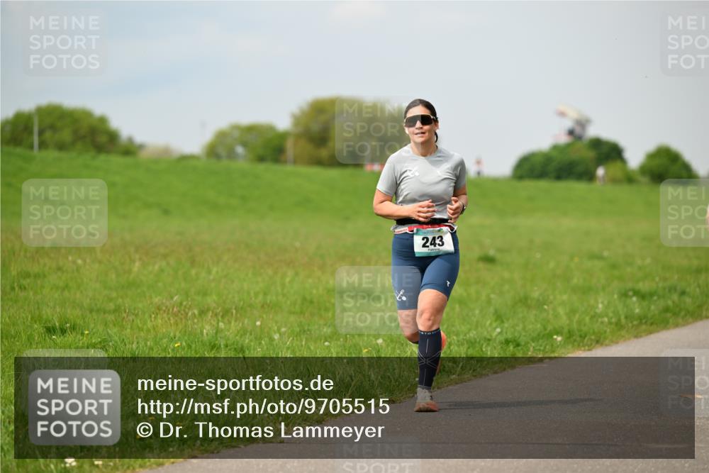 10.05.2026 - 8. Wedeler Halbmarathon Dr. Thomas Lammeyer http://msf.ph/oto/9705515 10.05.2026 11:54:31 Laufen 243 meine-sportfotos.de