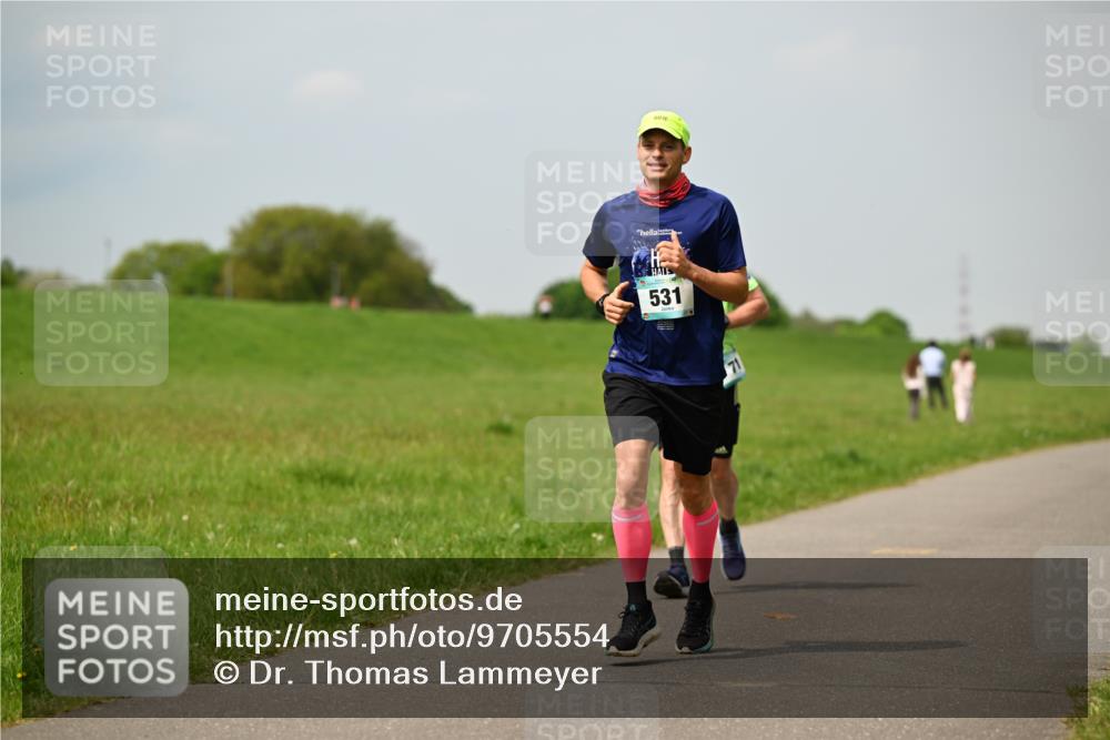 10.05.2026 - 8. Wedeler Halbmarathon Dr. Thomas Lammeyer http://msf.ph/oto/9705554 10.05.2026 11:54:40 Laufen 531 meine-sportfotos.de