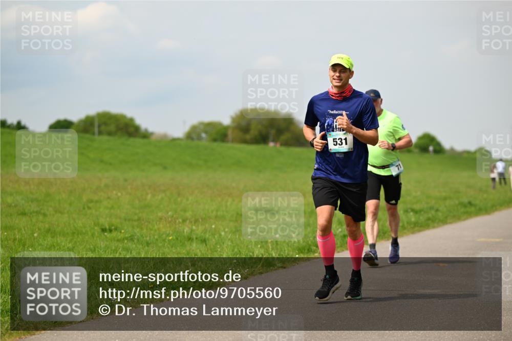 10.05.2026 - 8. Wedeler Halbmarathon Dr. Thomas Lammeyer http://msf.ph/oto/9705560 10.05.2026 11:54:40 Laufen 531 meine-sportfotos.de