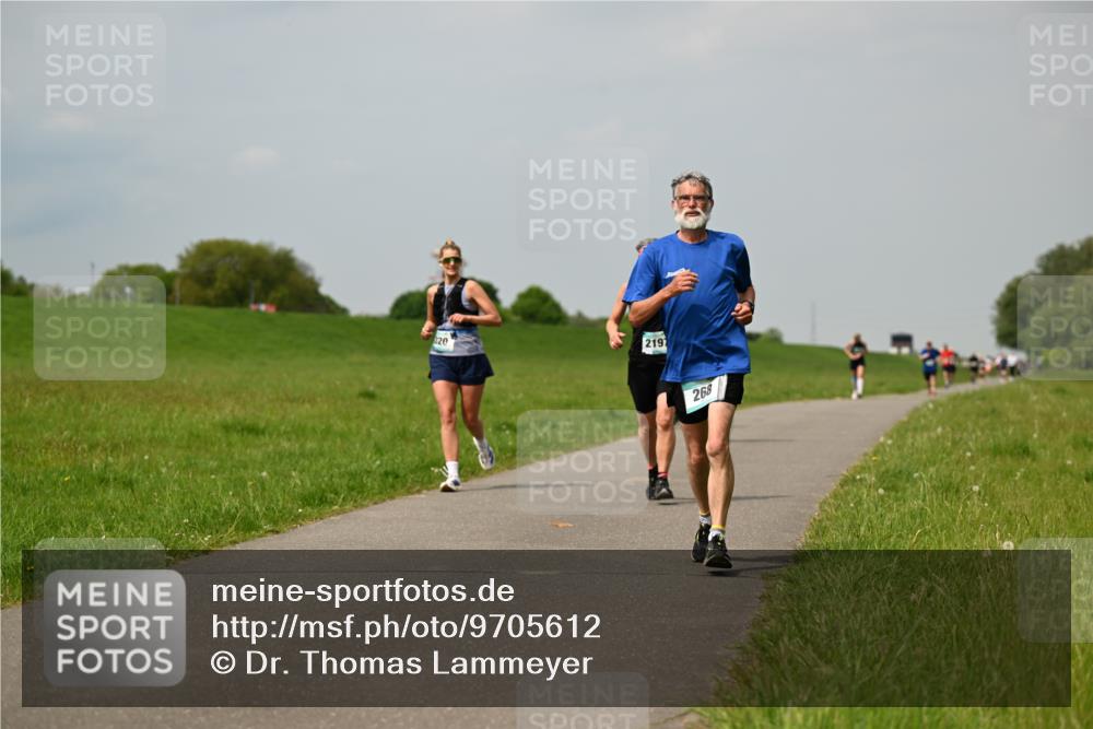 10.05.2026 - 8. Wedeler Halbmarathon Dr. Thomas Lammeyer http://msf.ph/oto/9705612 10.05.2026 11:55:02 Laufen 2191, 268 meine-sportfotos.de