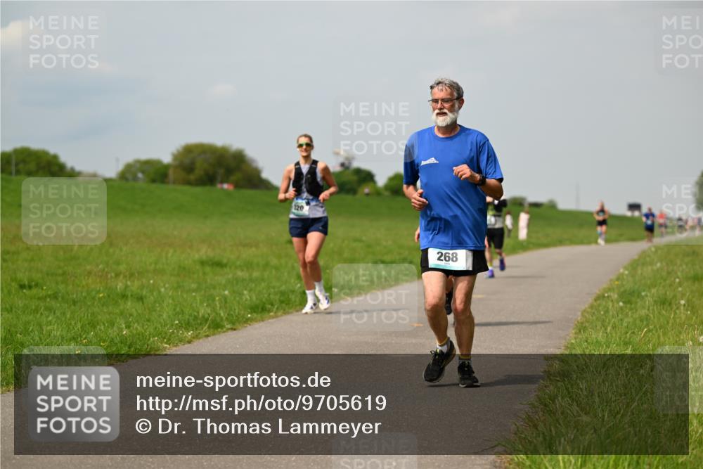 10.05.2026 - 8. Wedeler Halbmarathon Dr. Thomas Lammeyer http://msf.ph/oto/9705619 10.05.2026 11:55:03 Laufen 120, 268 meine-sportfotos.de
