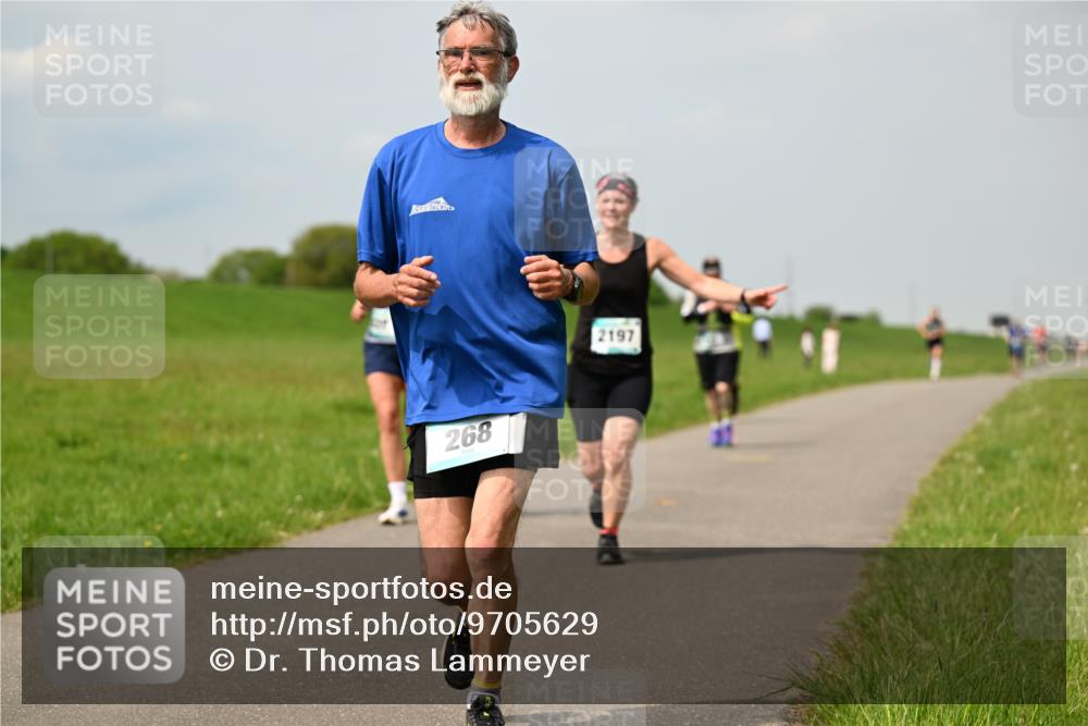 10.05.2026 - 8. Wedeler Halbmarathon Dr. Thomas Lammeyer http://msf.ph/oto/9705629 10.05.2026 11:55:04 Laufen 268, 2197 meine-sportfotos.de