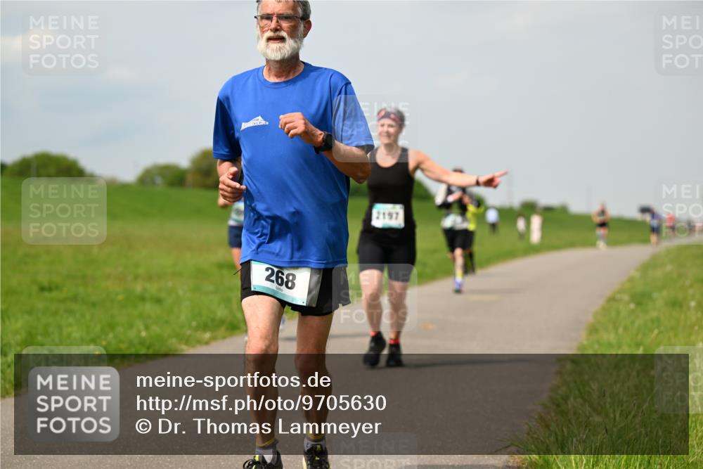 10.05.2026 - 8. Wedeler Halbmarathon Dr. Thomas Lammeyer http://msf.ph/oto/9705630 10.05.2026 11:55:04 Laufen 268, 2197 meine-sportfotos.de