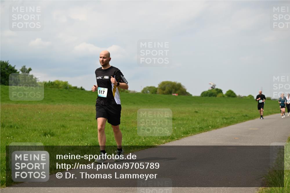 10.05.2026 - 8. Wedeler Halbmarathon Dr. Thomas Lammeyer http://msf.ph/oto/9705789 10.05.2026 11:55:48 Laufen 517 meine-sportfotos.de