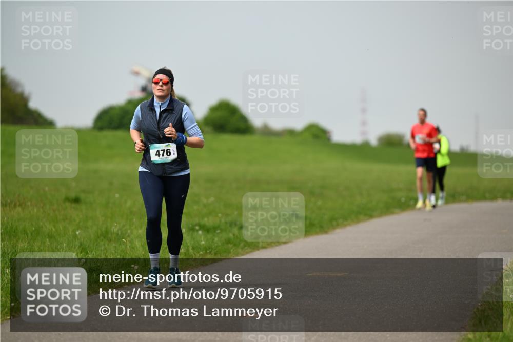 10.05.2026 - 8. Wedeler Halbmarathon Dr. Thomas Lammeyer http://msf.ph/oto/9705915 10.05.2026 11:56:21 Laufen 476 meine-sportfotos.de